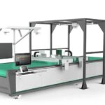 CNC automatic fabric cutter