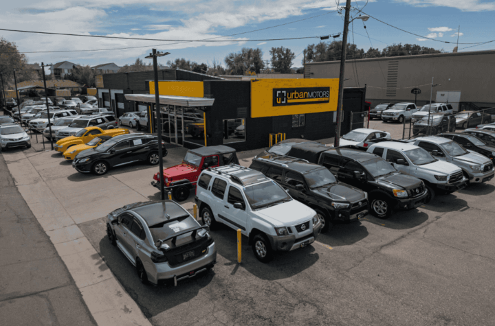 used car dealer near Lakewood
