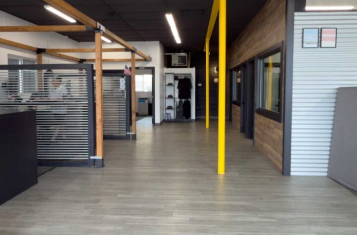 luxury car dealer Denver CO