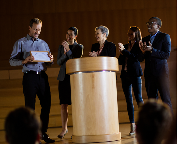 teenage volunteer programs Des Moines IA